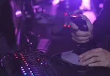 蜂鸟竞技团队 - 蜂鸟竞技